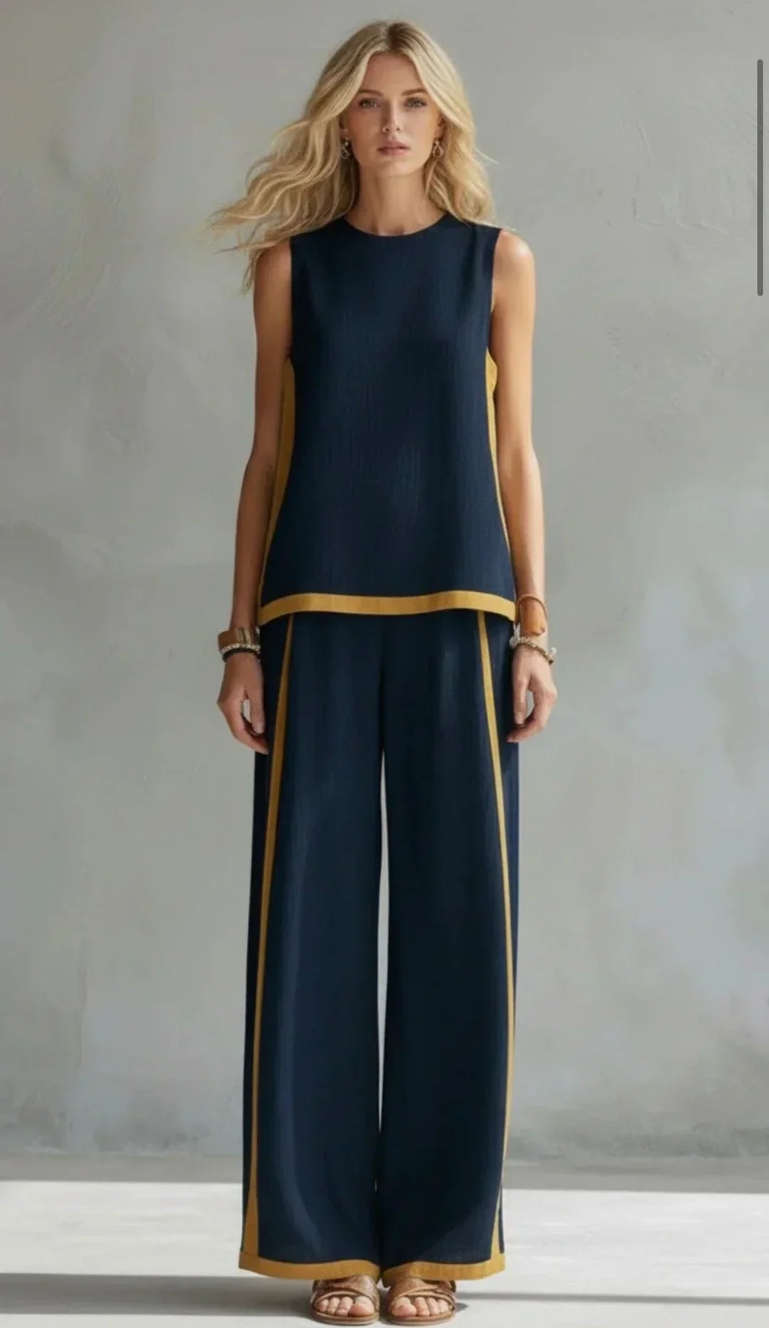 Lourdes conjunto azul marino