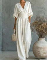 Daniela  Mono elegante de escote en V y pierna ancha